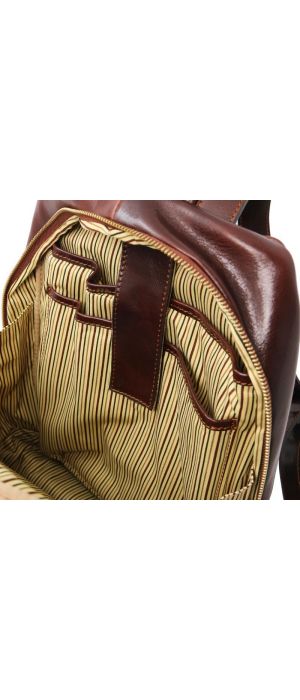 Τσάντα Πλάτης Δερμάτινη Perth Tuscany Leather TL142049 Καφέ